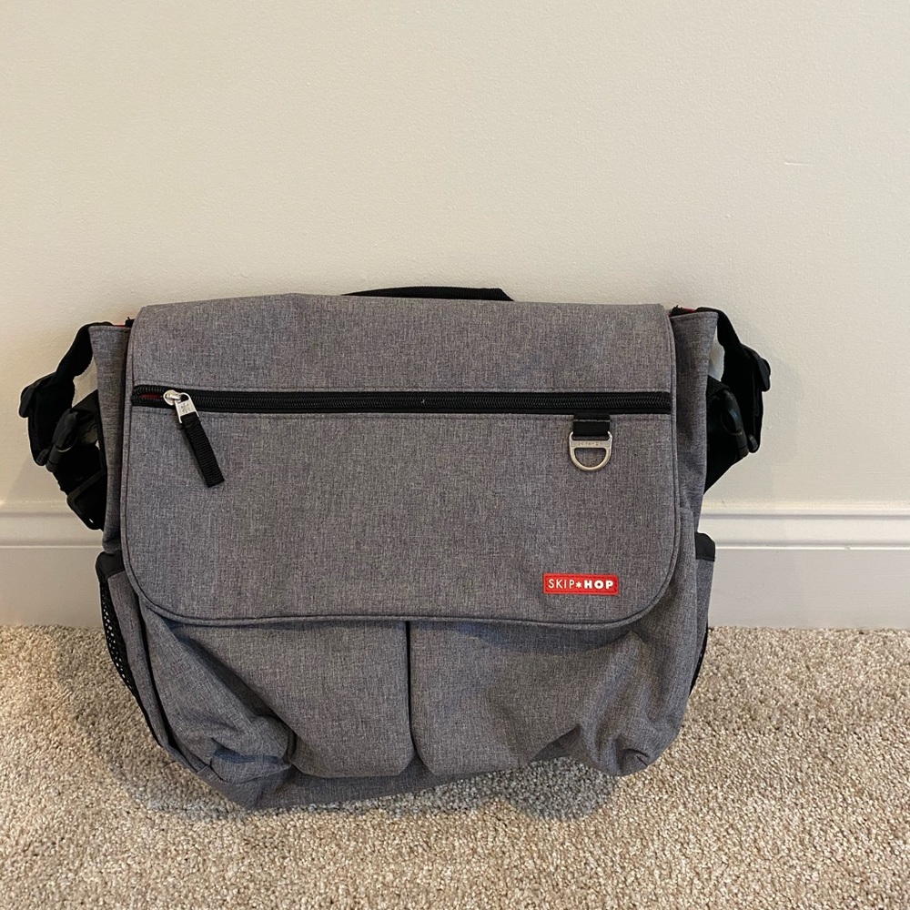 Skip hop diaper bag